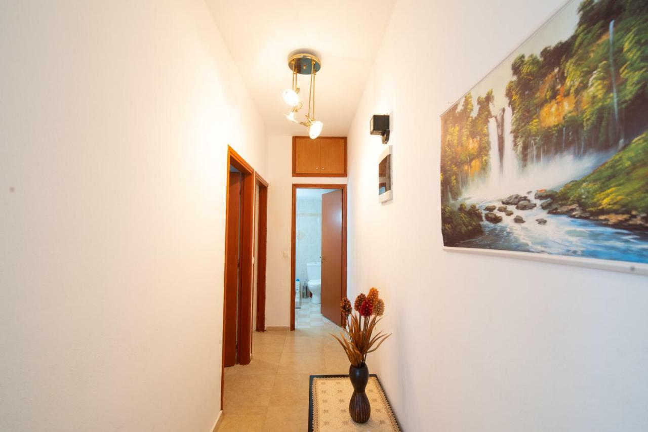 Beach View Kaloi Limenes Exterior photo